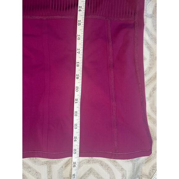 Athleta Vitality Rib Tank‎ Velvet Plum Size M Built-In Back Pocket Performance - Picture 5 of 9